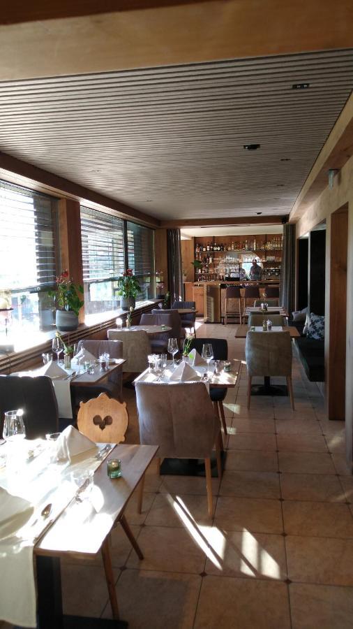 Hotel Almhof 4*